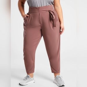 Athleta Skyline II Pant. Hearth Rose. Size 24.